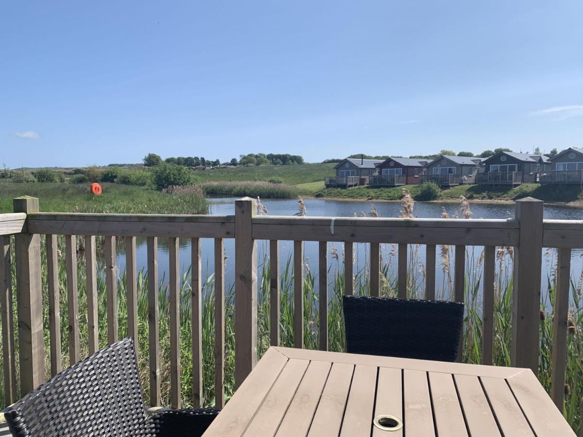 The Lake House At The Bay Filey, Sleeps 4, 1 Dog Welcome For Free Too 外观 照片